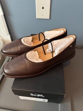 Coach, Emilia Mary Jane Flats, Maple, Size 7.5